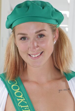 Naiomi Mae